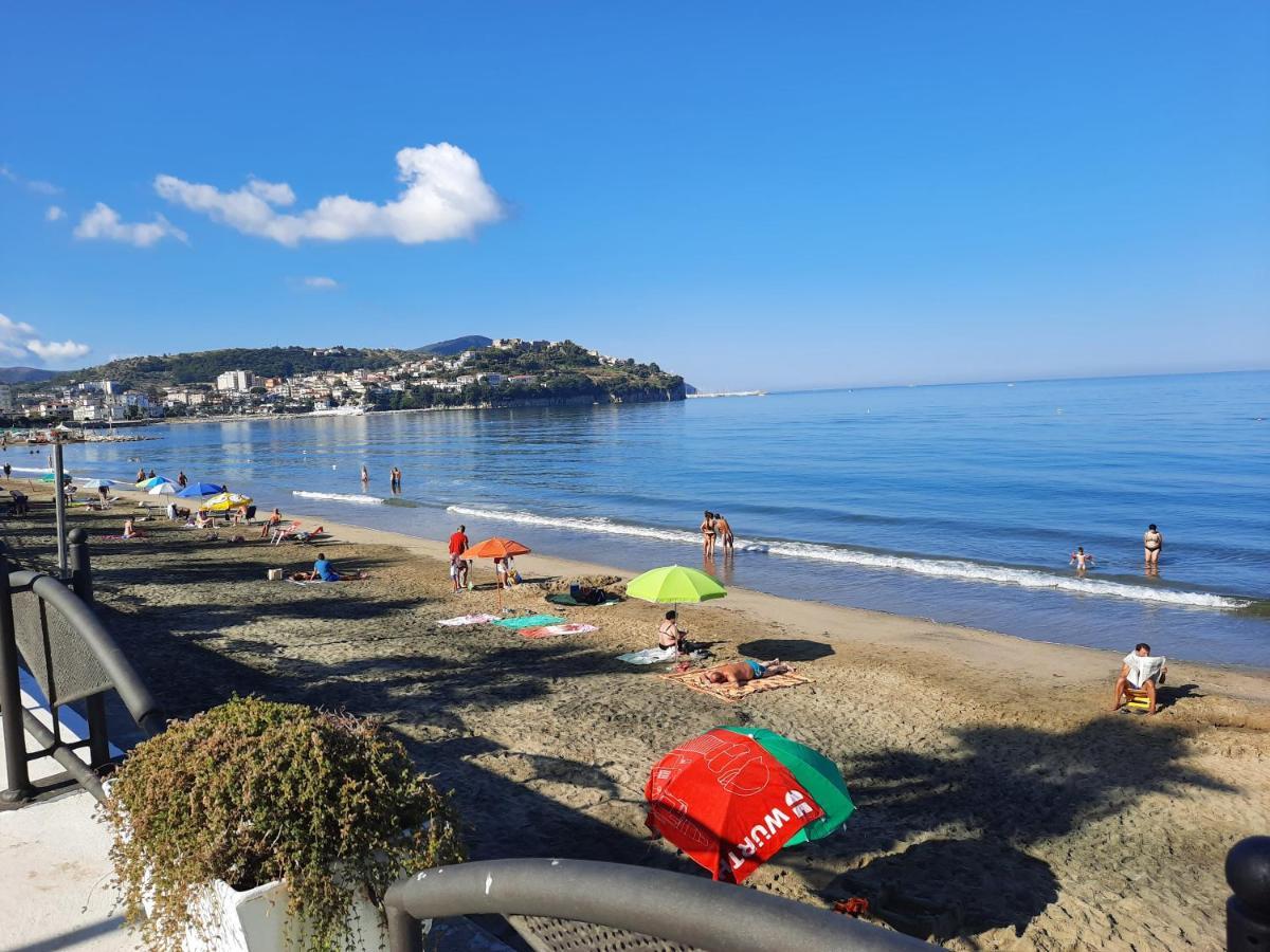 B & Beach Agropoli Buitenkant foto